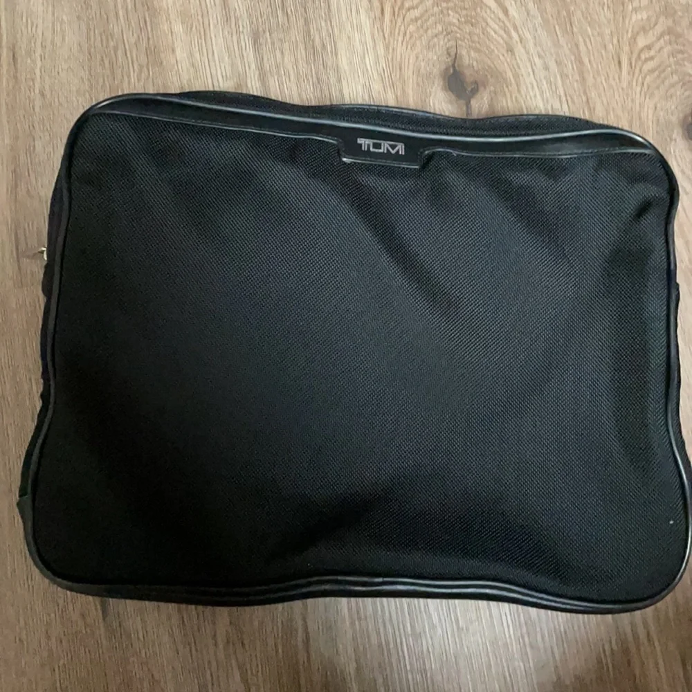 Tumi laptop case